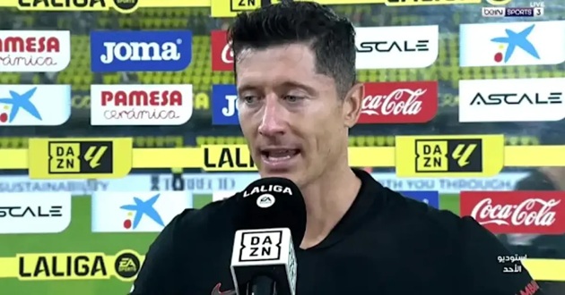 Lewandowski chờ bầu cử xong mới chốt tương lai ở Barca