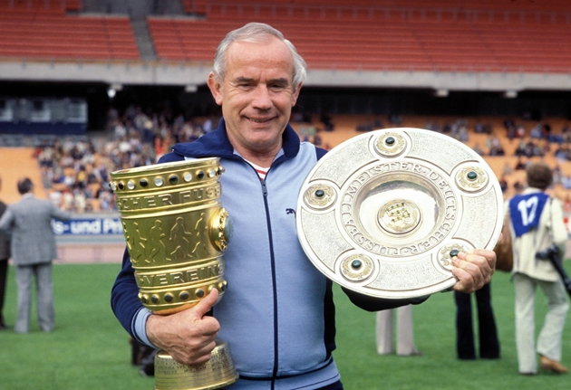 Kiến tr&uacute;c sư trưởng giai đoạn đầu của CLB.