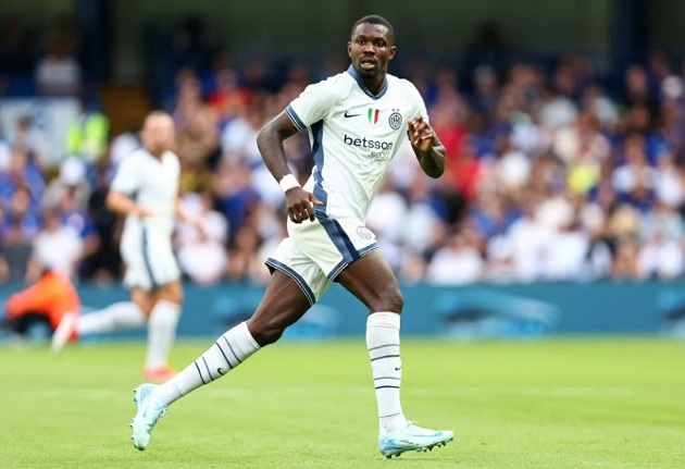 Đ&acirc;y l&agrave; trận đấu để Thuram ph&ocirc; diễn sức mạnh.