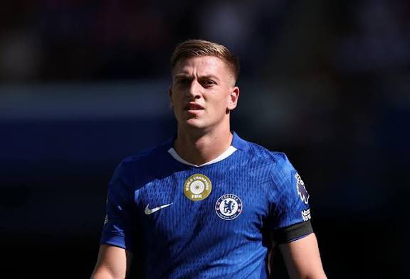 Arsenal chỉ c&oacute; 9 đường chuyền suốt 60 ph&uacute;t.