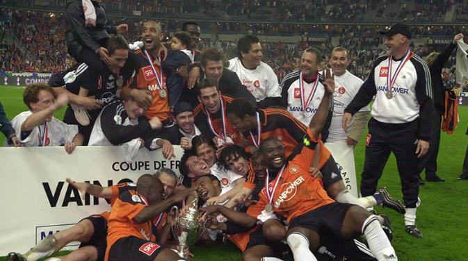  Lorient gi&agrave;nh danh hiệu hiếm hoi trong lịch sử CLB