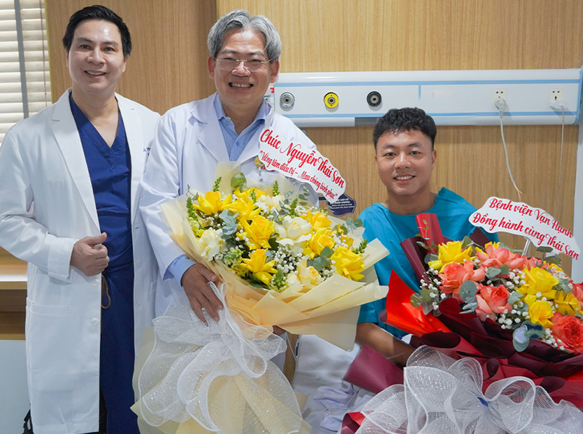 Thái Sơn phẫu thuật thành công, Đình Bắc báo tin vui