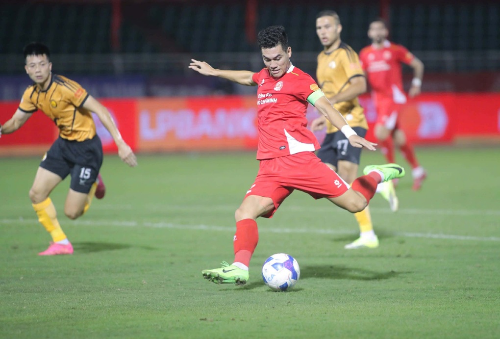 CLB Công an TPHCM thua Thanh Hóa, SLNA thắng đậm Thể Công Viettel - 2