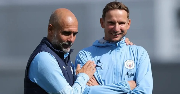 Pep ca ngợi cánh tay phải một thời của Klopp