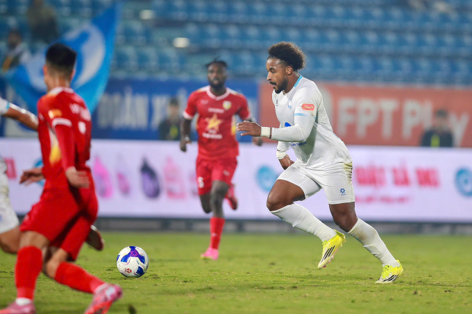 Nam Định không thắng 9 trận liền ở V-League