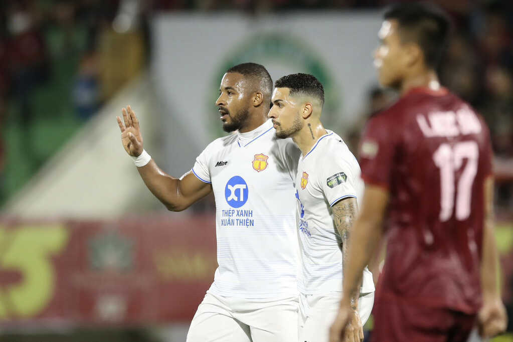 rafaelson hendrio binh dinh nam dinh.jpg