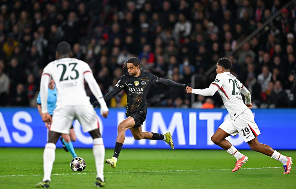 Tin bóng đá - PSG hạ gục Chelsea trong “cơn mưa bàn thắng” tại Paris