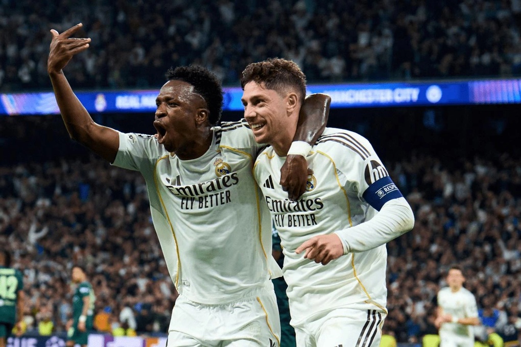 Tin bóng đá - Valverde lập hat-trick, Real Madrid thắng đậm Man City ở Champions League