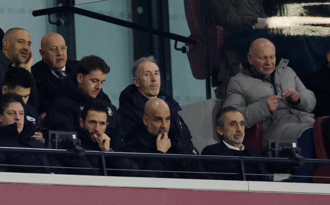 Guardiola: `Cuộc đua chưa kết thúc`