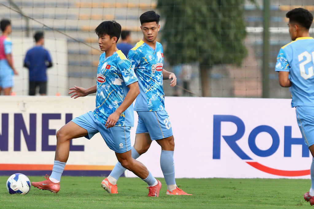 Cầu thủ Việt kiều Antonio Moric được `soi` kỹ ở U23 Việt Nam