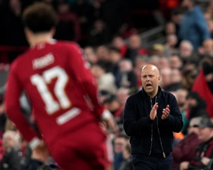 Slot nhắc khéo PSG