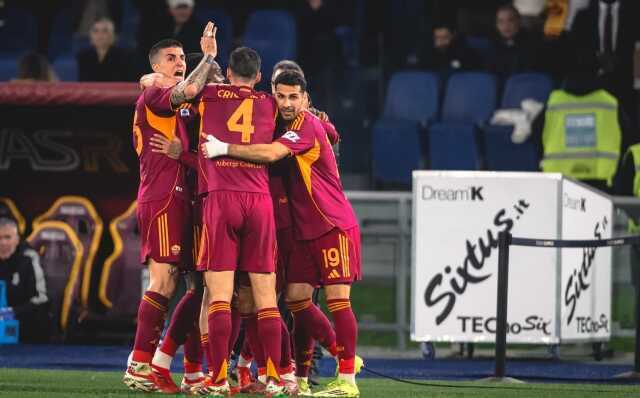 Rượt đuổi 6 bàn, Juventus giật lại 1 điểm từ tay Roma