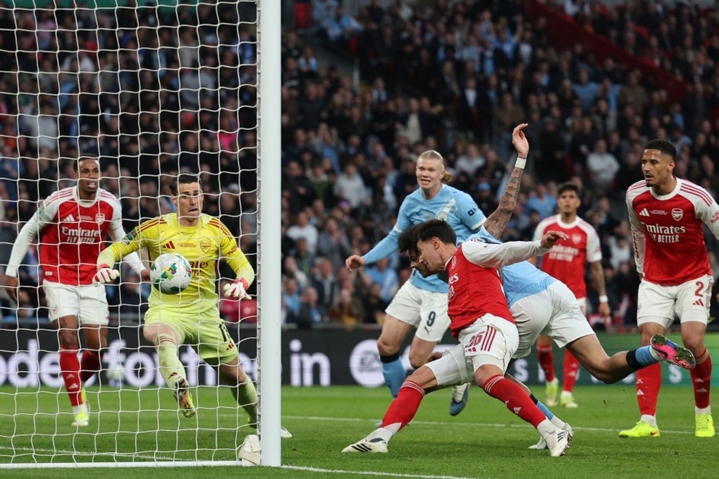 HLV Mikel Arteta bị chỉ trích khi Arsenal thua Man City - 2