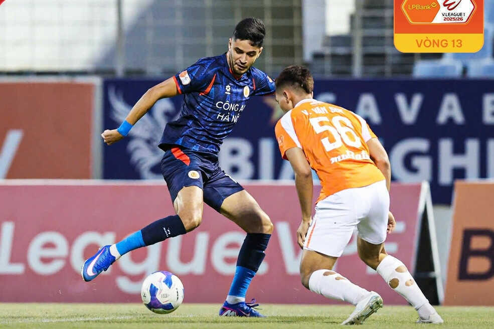 Đánh bại Đà Nẵng, CAHN xây chắc ngôi đầu V-League