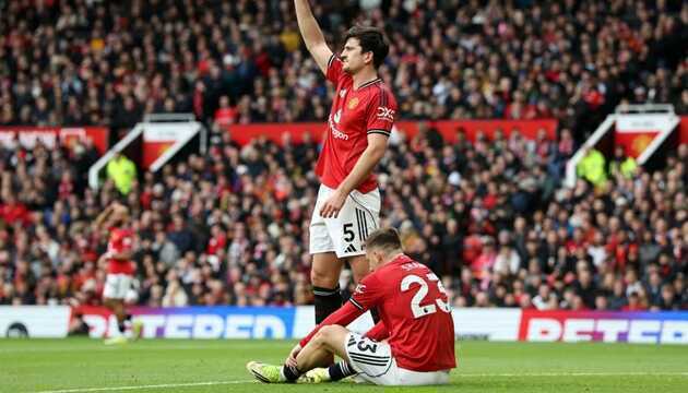 Canh bạc nhân sự của Carrick trước cạm bẫy St James’ Park