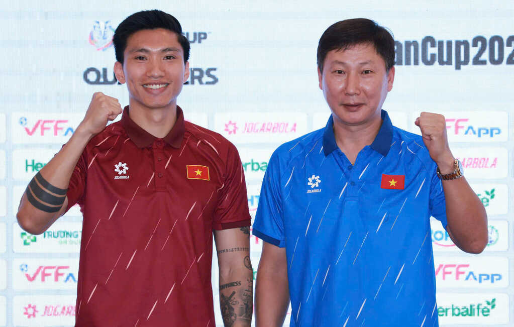 HLV Kim Sang Sik mong tuyển Việt Nam thắng Malaysia 2-0