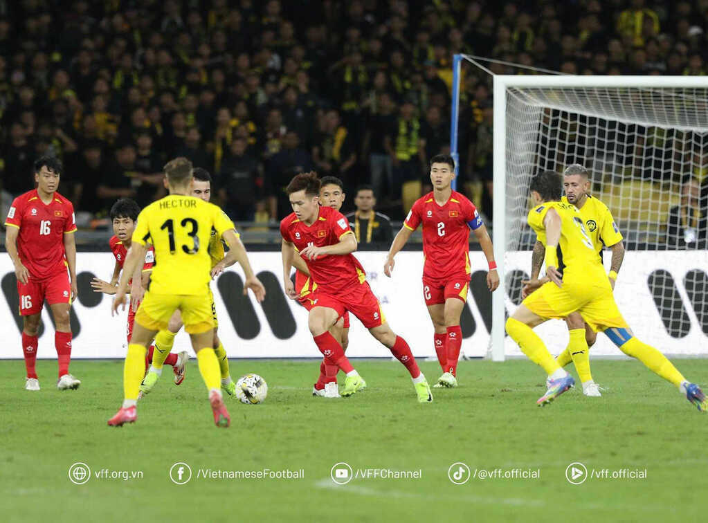 viet nam malaysia.jpg