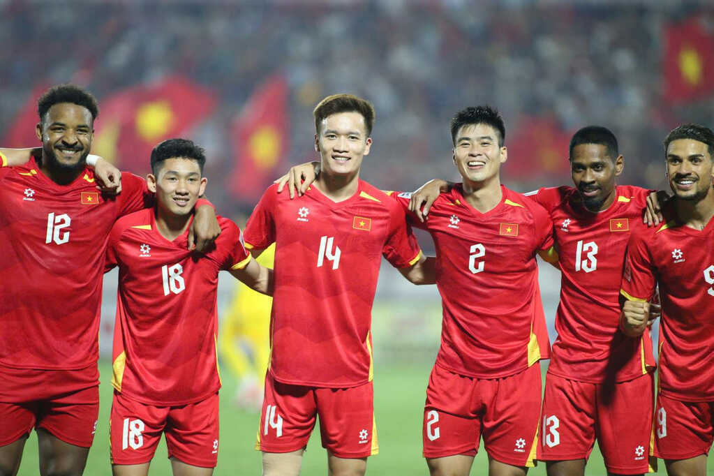 Tuyển Việt Nam lập kỳ tích, trở lại top 100 FIFA đầy ấn tượng