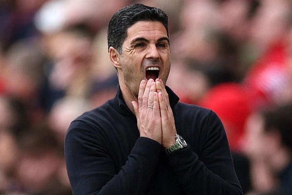 Arsenal thi đấu tệ hại, cổ động viên đòi sa thải HLV Mikel Arteta