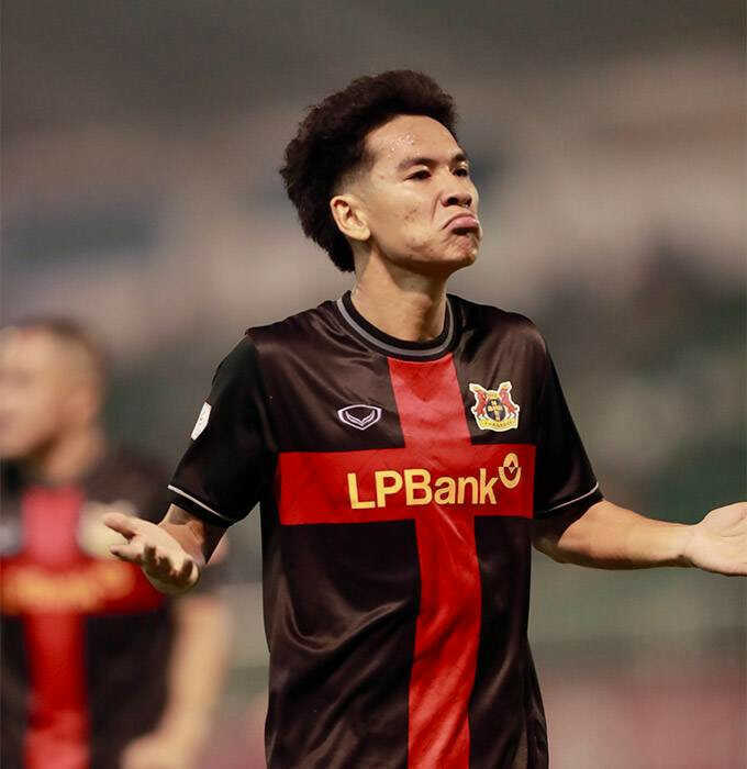 Sao U23 Việt Nam hóa người hùng, Ninh Bình thắng nghẹt thở phút 90+3