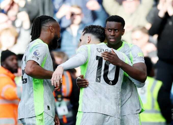 Man City thắng Chelsea, sáng cửa vô địch Ngoại hạng Anh