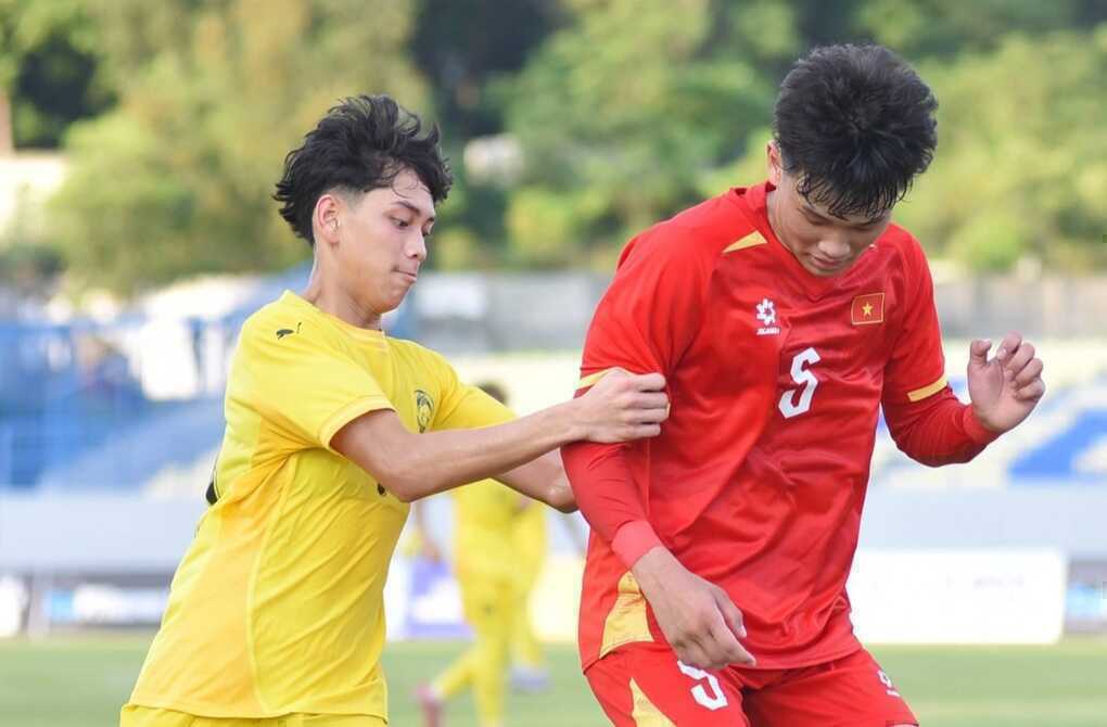 Báo Malaysia bình luận khi đội nhà thua đậm trước U17 Việt Nam - 2