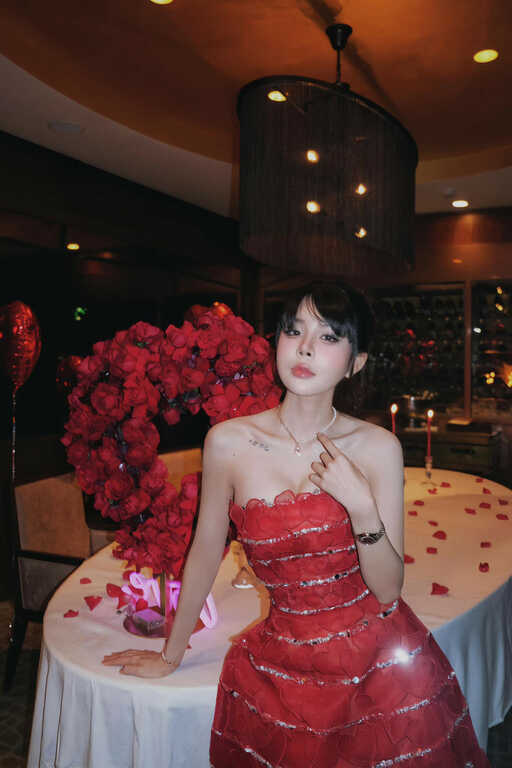 ban gai van thanh 5.jpg