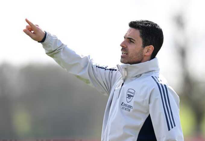 Arteta: `Tôi đang bùng cháy vì cơ hội lịch sử của Arsenal`