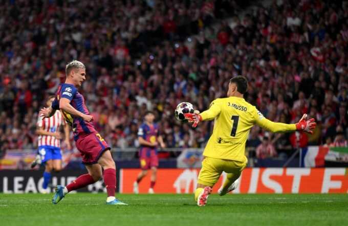 Thủ môn Atletico: `Chẳng ai cướp gì của Barca`