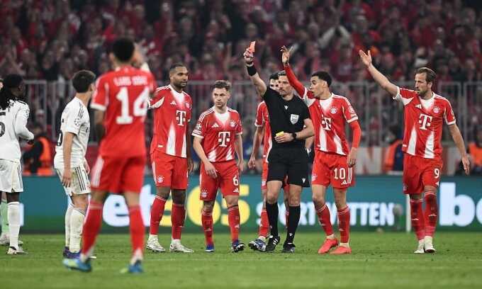 HLV Real: `Trọng tài phá hủy cặp đấu với Bayern`
