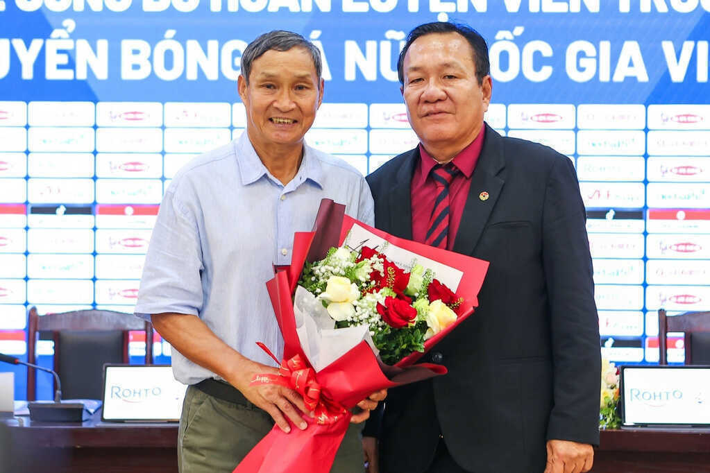 HLV Hoàng Văn Phúc: Tuyển nữ Việt Nam quyết đòi lại HCV SEA Games