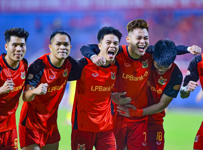 Ninh Bình thắng liền 3 trận V-League dù vắng Hoàng Đức