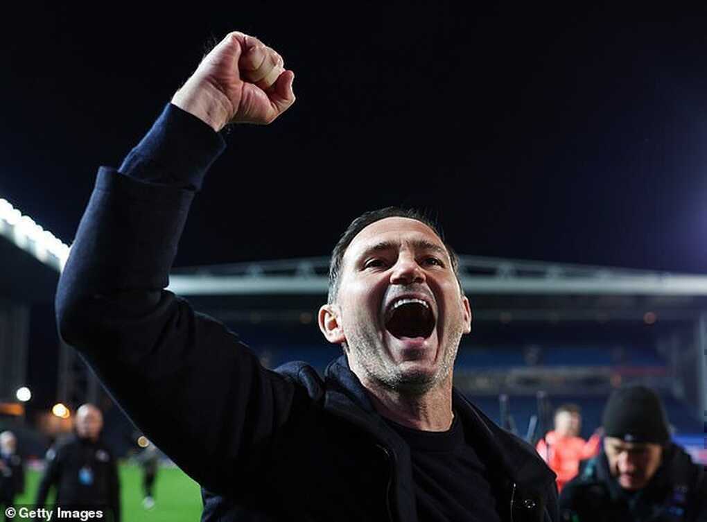 Xác định CLB đầu tiên thăng hạng lên giải Ngoại hạng Anh - 2