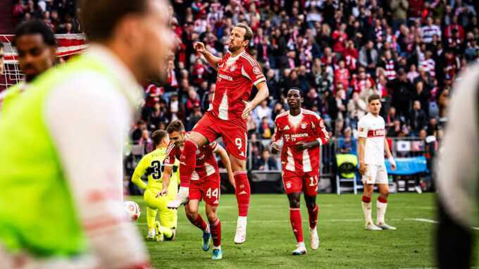 Bayern vô địch Bundesliga sớm 4 vòng