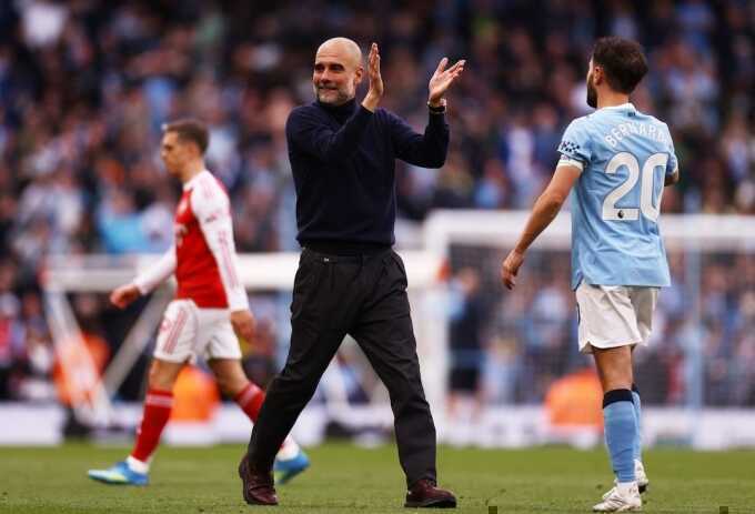 Guardiola: `Arsenal vẫn giữ đỉnh bảng`