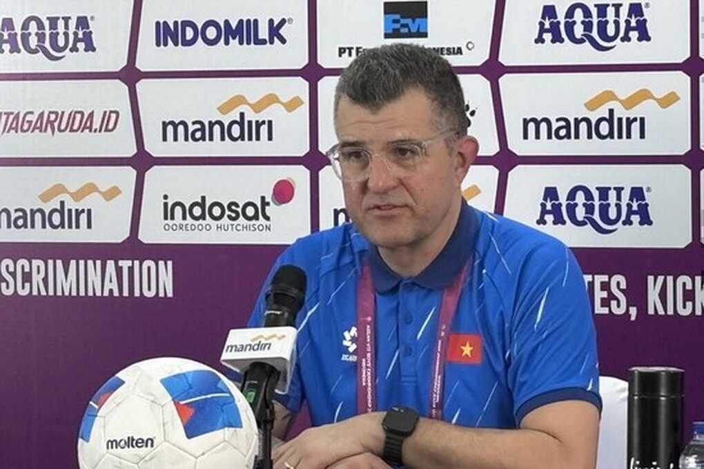 HLV Cristiano Roland: “Tôi không ngờ U17 Indonesia chơi theo cách như vậy”