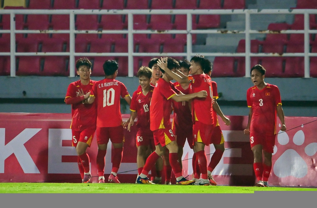 Ngược dòng hạ U17 Australia, U17 Việt Nam vào chung kết U17 Đông Nam Á - 2