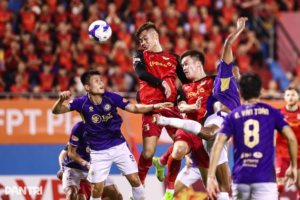 Hà Nội FC thắng kịch tính CLB Ninh Bình, HA Gia Lai chia điểm với Hải Phòng - 5