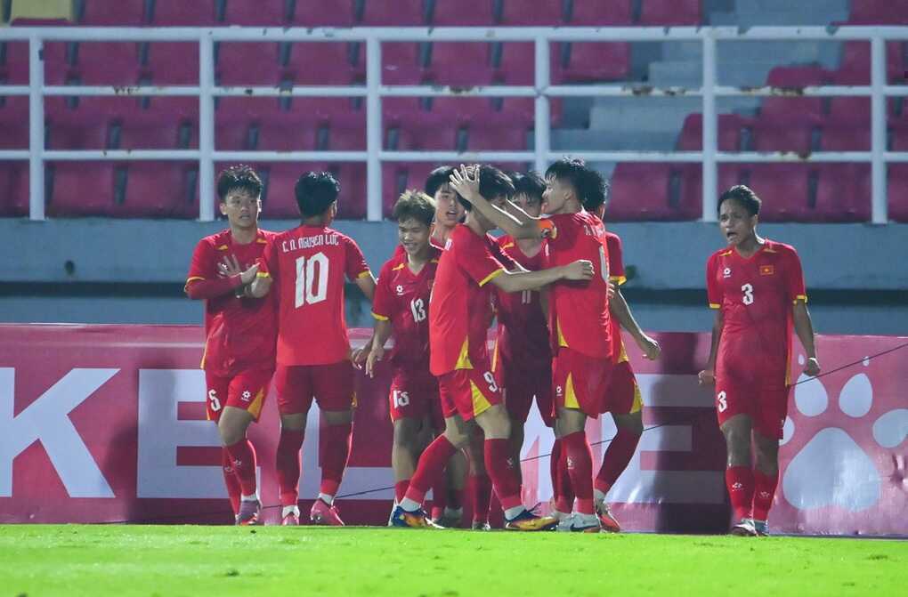 U17 Việt Nam - U17 Malaysia (19h30 hôm nay): Phía trước là lịch sử