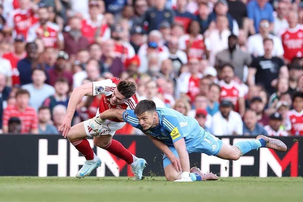 HLV Mikel Arteta chỉ trích trọng tài sau chiến thắng nhọc nhằn của Arsenal