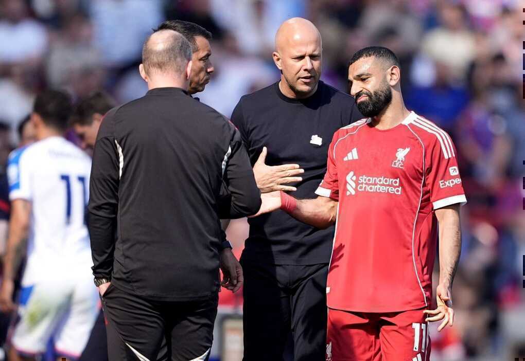 Liverpool bằng điểm với Man Utd, cuộc đua top 3 thêm nóng - 3