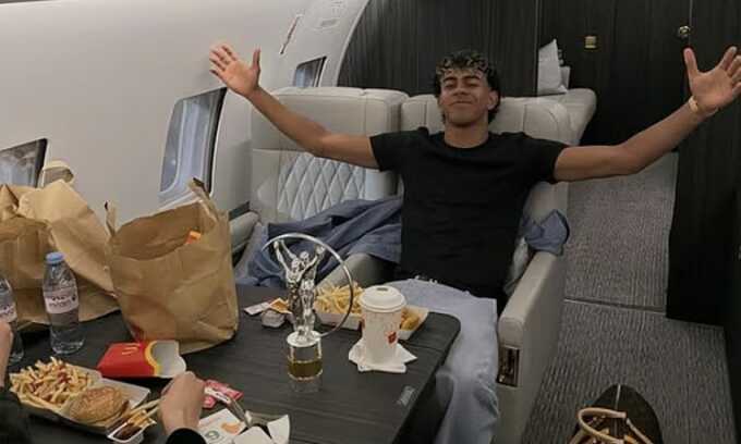 Yamal bị chỉ trích thiếu chuyên nghiệp