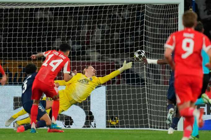 Arsenal được dự đoán vô địch sau trận PSG - Bayern