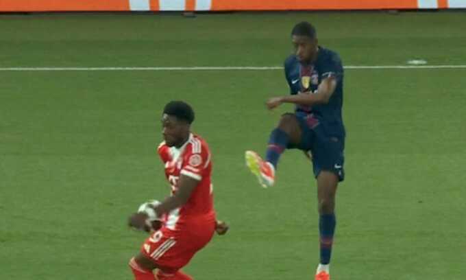 Bayern chịu phạt đền `vô lý` trong trận thua PSG