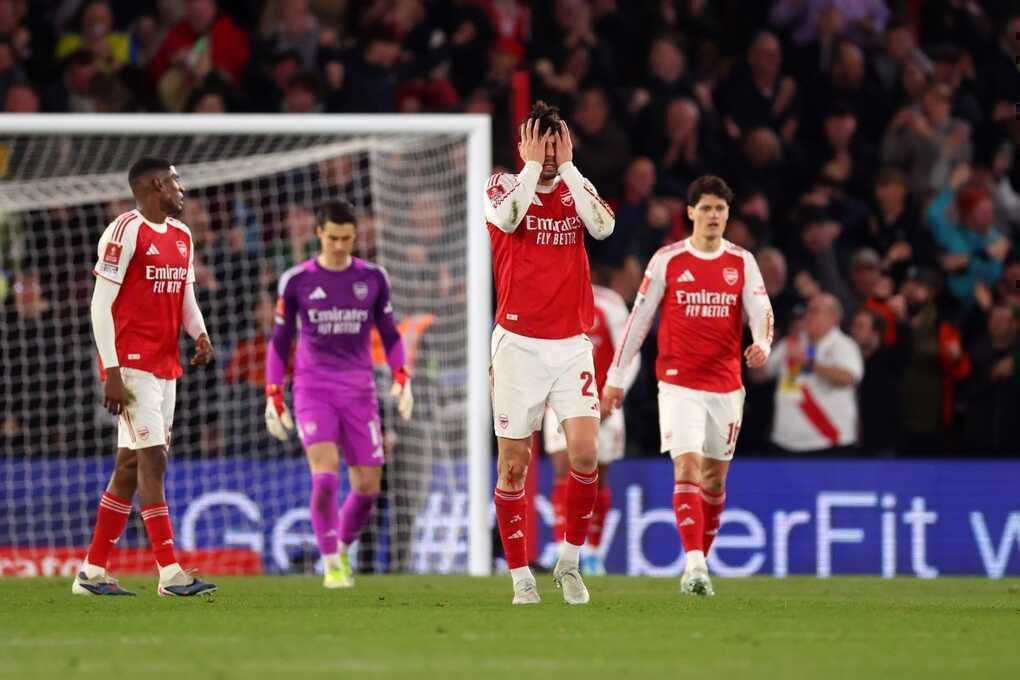 Arsenal nguy cơ trắng tay danh hiệu, HLV Mikel Arteta nói điều bất ngờ