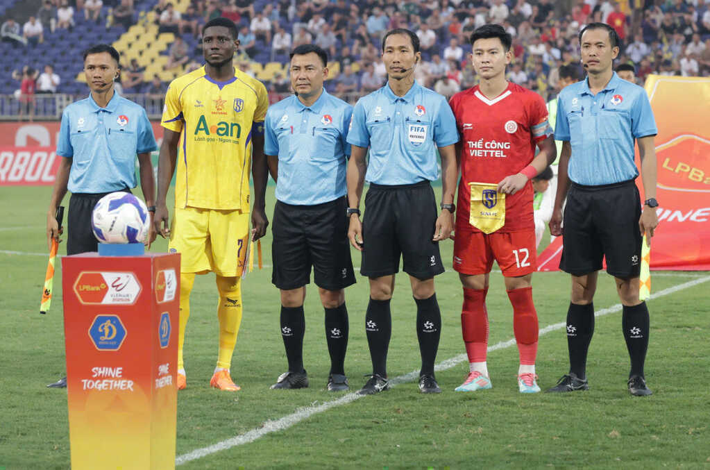 Thể Công Viettel đề xuất VPF mời trọng tài ngoại