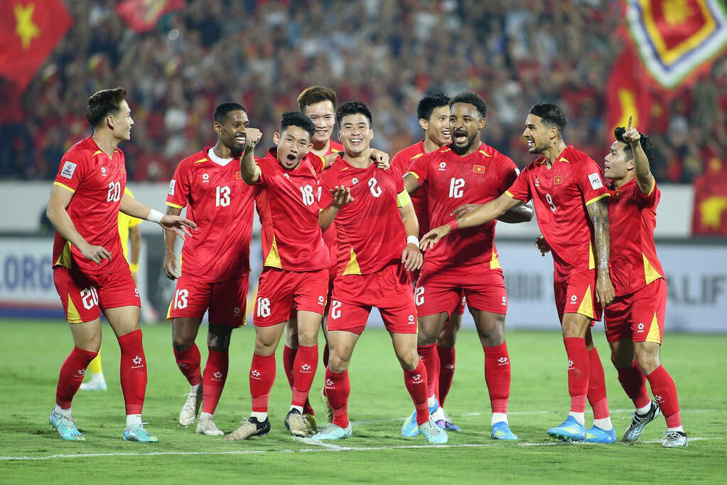 Tuyển Việt Nam: HLV Kim Sang Sik thiếu gì để mạnh hơn?