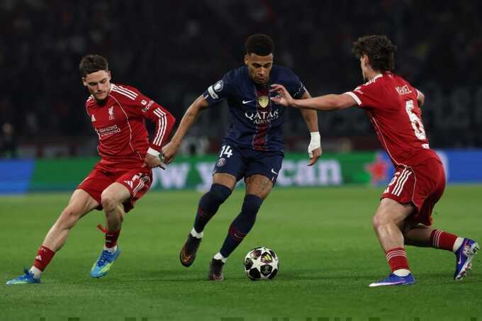 PSG thắng dễ Liverpool ở tứ kết Champions League