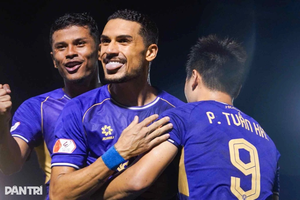 CLB Nam Định thắng dù vắng Xuân Son, Hoàng Hên tỏa sáng cùng Hà Nội FC - 4