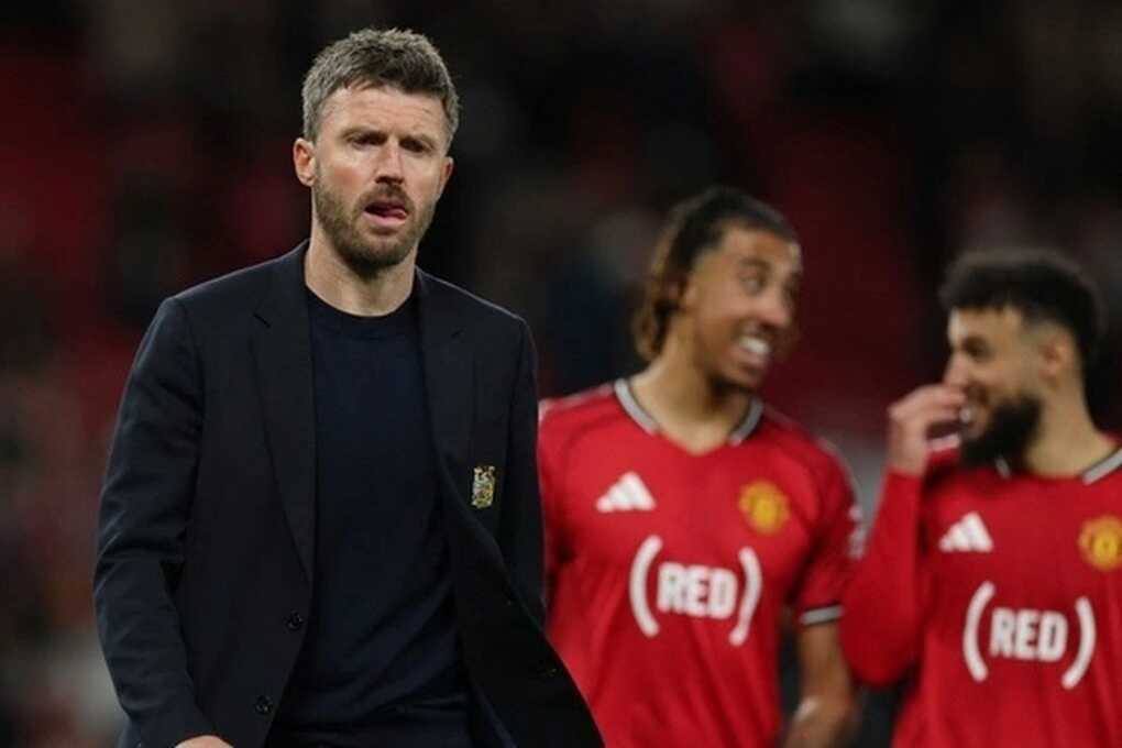 Xuất hiện tên tuổi bất ngờ cạnh tranh với HLV Carrick dẫn dắt Man Utd - 2